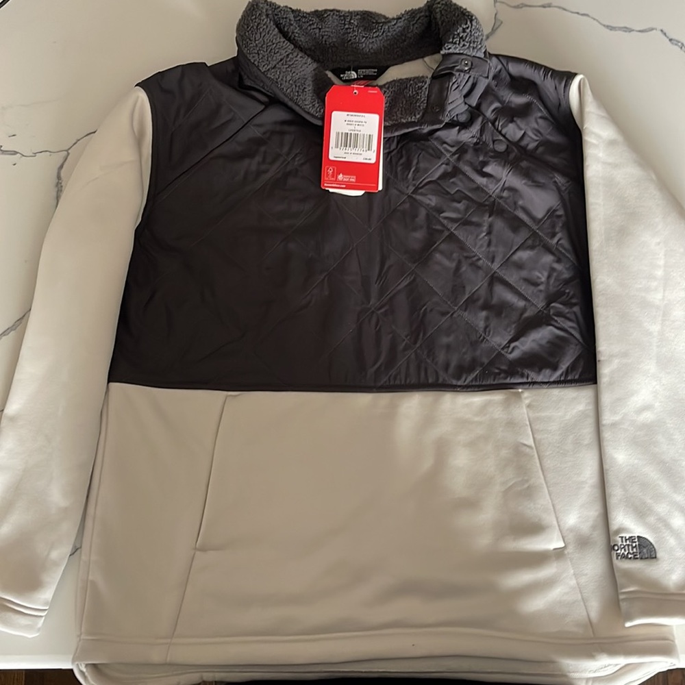 NWT Women’s North Face Sherpa